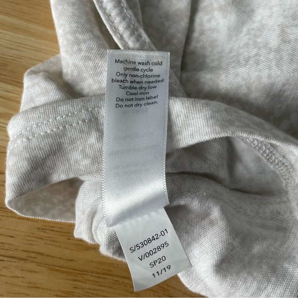 New! Athleta Organic Daily Snake Print Tee white nwt 35273 - Picture 14 of 14